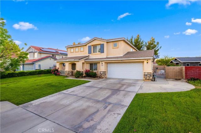 1549 Thomas Dr, Lancaster, CA 93535