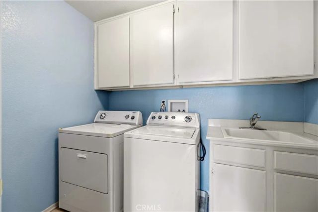 1549 Thomas Dr, Lancaster, CA 93535