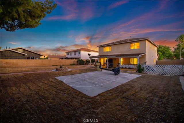 1549 Thomas Dr, Lancaster, CA 93535