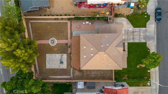 1549 Thomas Dr, Lancaster, CA 93535