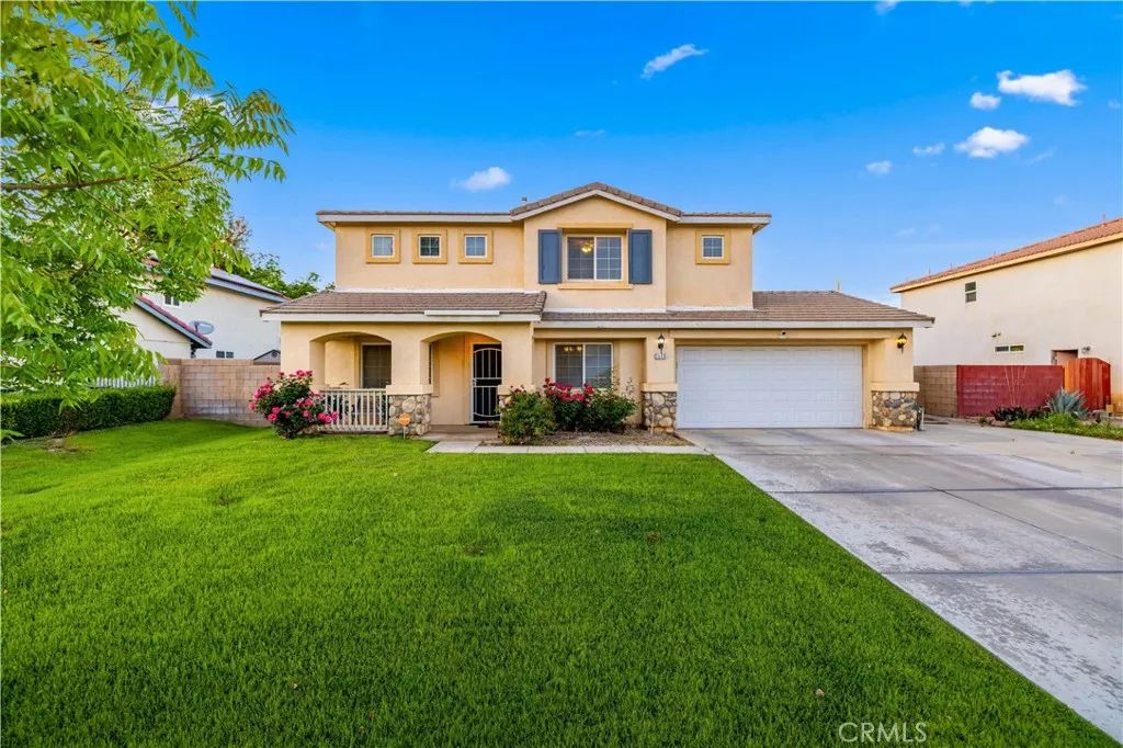 1549 Thomas Dr, Lancaster, CA 93535