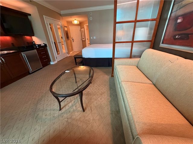 125 East HARMON Avenue 419, Las Vegas, NV 89109