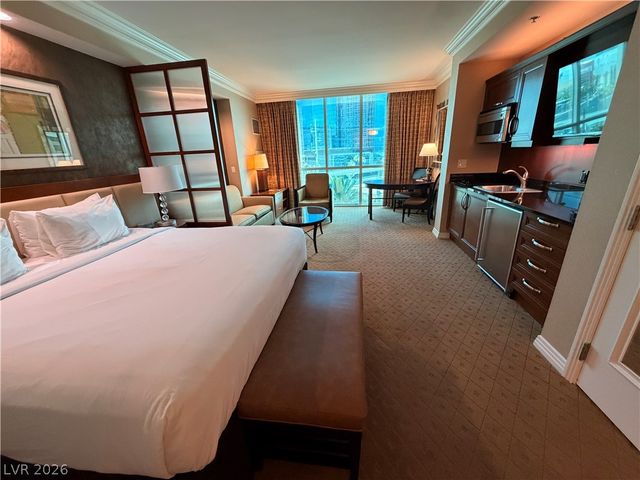 125 East HARMON Avenue 419, Las Vegas, NV 89109