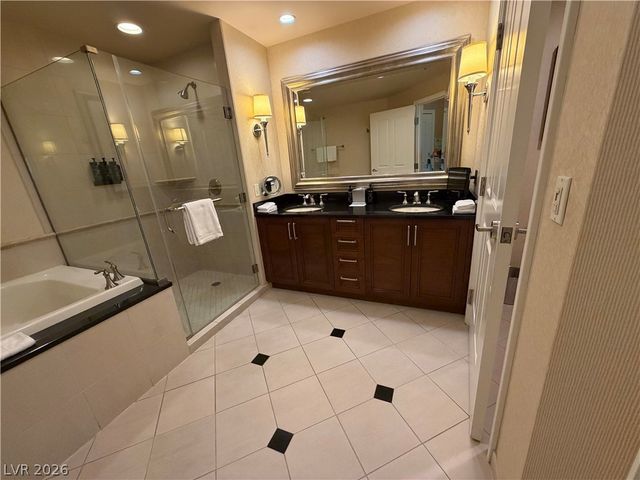 125 East HARMON Avenue 419, Las Vegas, NV 89109
