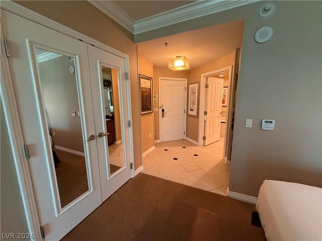 125 East HARMON Avenue 419, Las Vegas, NV 89109