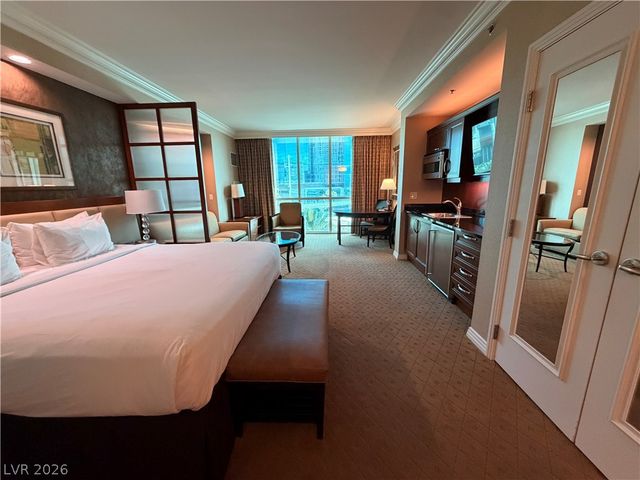 125 East HARMON Avenue 419, Las Vegas, NV 89109