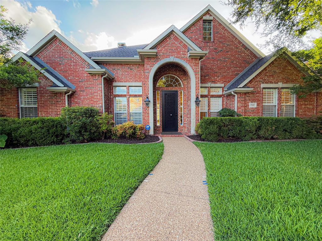 7201 Regency Court, Plano, TX 75024
