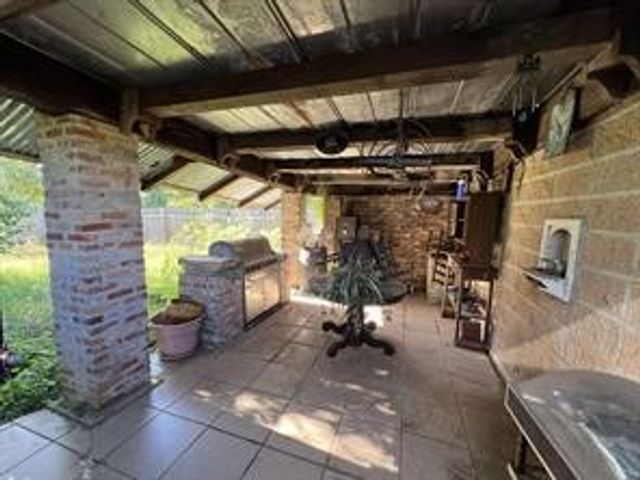 9830 Esthlyn Street, Keithville, LA 71047