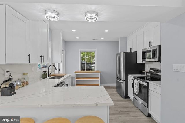 6117 BLUE WHALE CT, Waldorf, MD 20603