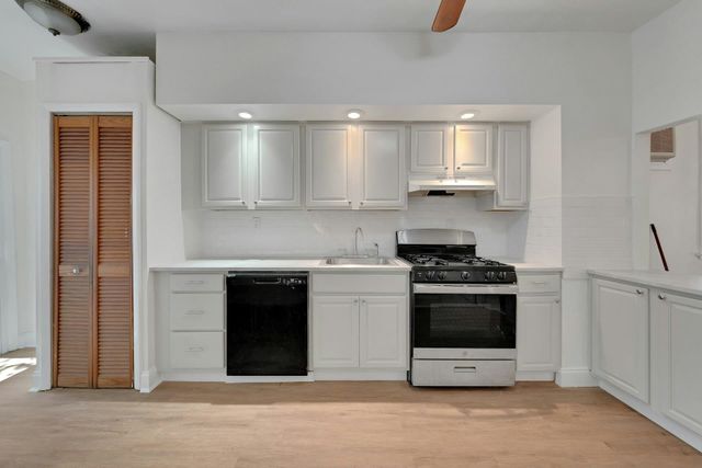 94 WEST 43RD ST, Bayonne, NJ 07002