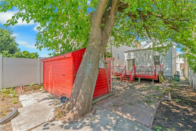 94 WEST 43RD ST, Bayonne, NJ 07002