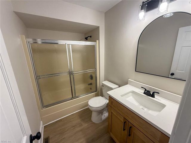 1112 Marston DR, Chesapeake, VA 23322