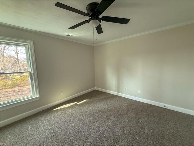 1112 Marston DR, Chesapeake, VA 23322