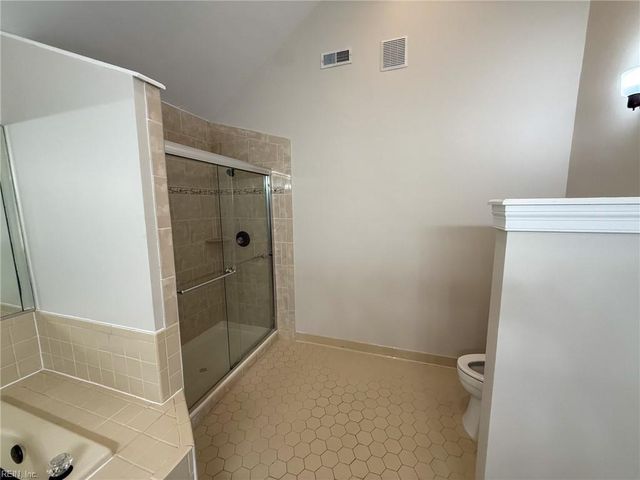 1112 Marston DR, Chesapeake, VA 23322