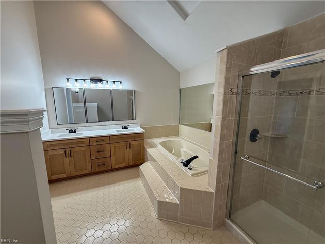 1112 Marston DR, Chesapeake, VA 23322