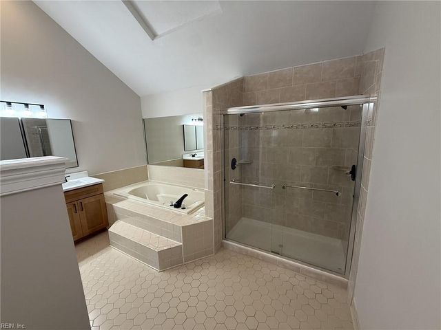 1112 Marston DR, Chesapeake, VA 23322