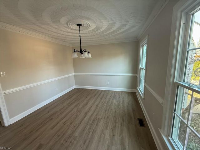 1112 Marston DR, Chesapeake, VA 23322