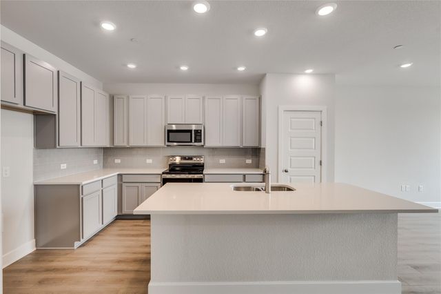 519 Emory Crossing BLVD, Hutto, TX 78634