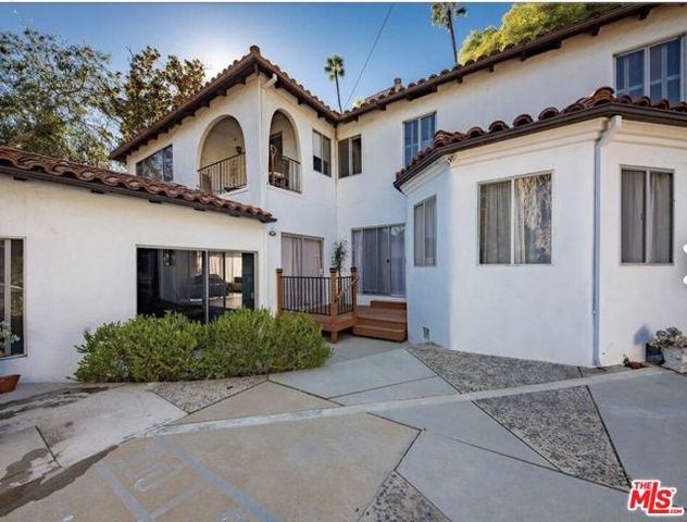 1530 Valley View Road, Glendale, CA 91202