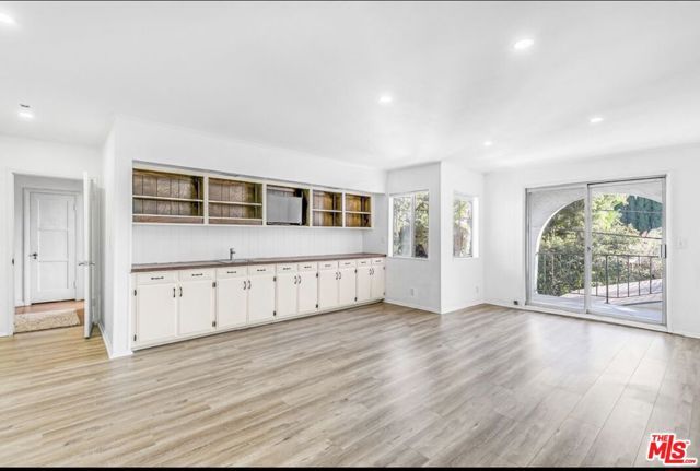 1530 Valley View Road, Glendale, CA 91202