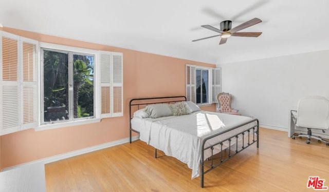 1530 Valley View Road, Glendale, CA 91202