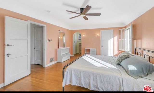 1530 Valley View Road, Glendale, CA 91202