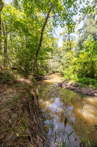 1255 Lee Turner Road Road, Cleveland, TX 77328