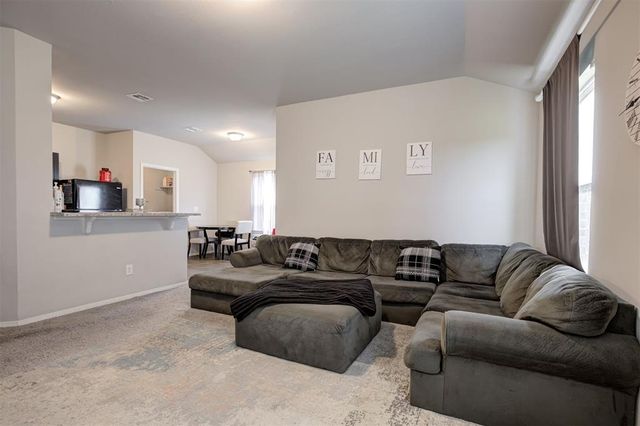 4361 Winding Brook, Harrah, OK 73045