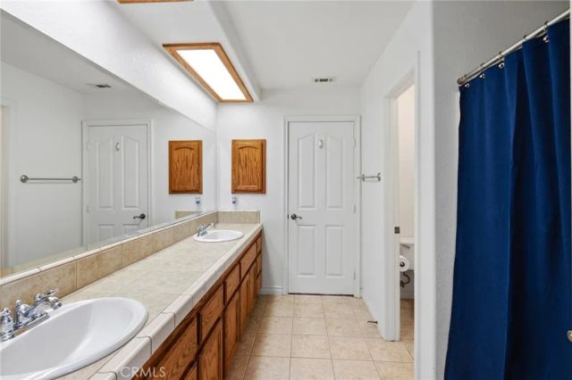 11025 El Esteban, Phelan, CA 92371