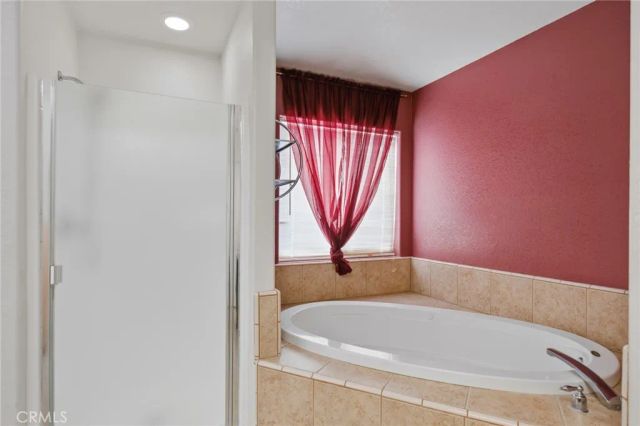 11025 El Esteban, Phelan, CA 92371