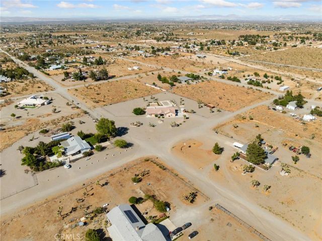 11025 El Esteban, Phelan, CA 92371