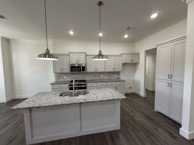405 Ranger Street, Wolfforth, TX 79382