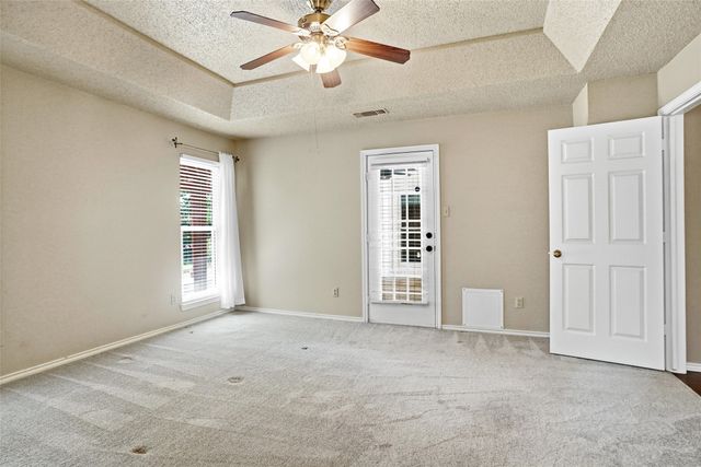1321 Oak Harbor Boulevard, Azle, TX 76020