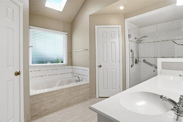 1321 Oak Harbor Boulevard, Azle, TX 76020