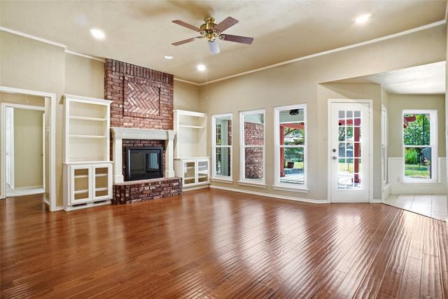 1321 Oak Harbor Boulevard, Azle, TX 76020