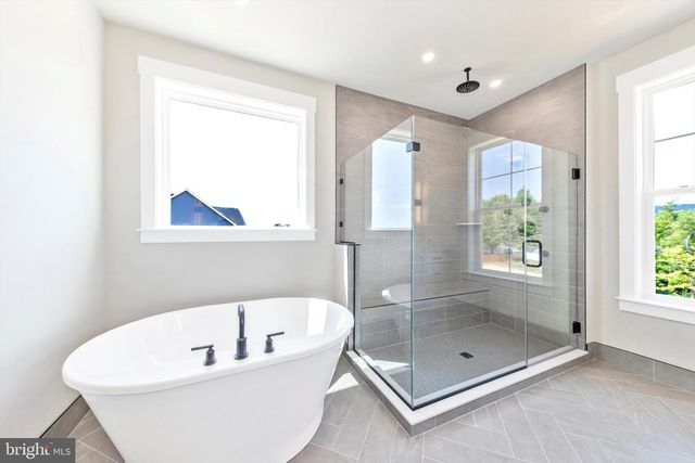 1 STROUP CT, Myersville, MD 21773