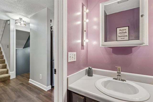 4404 81st Street, Urbandale, IA 50322
