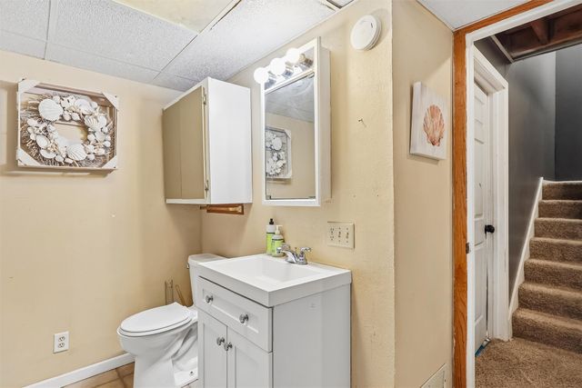 4404 81st Street, Urbandale, IA 50322