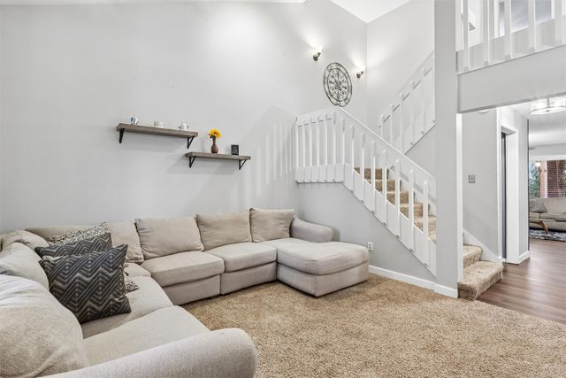 4404 81st Street, Urbandale, IA 50322