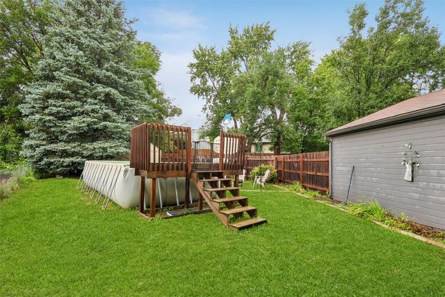 4404 81st Street, Urbandale, IA 50322