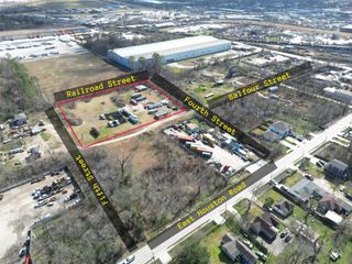5504 Balfour, Houston, TX 77028