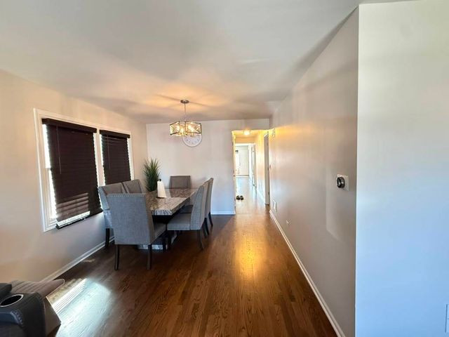 3524 N Natoma Avenue, Chicago, IL 60634