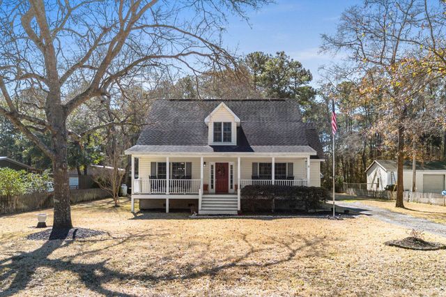 5113 Pee Dee Ln., Murrells Inlet, SC 29576
