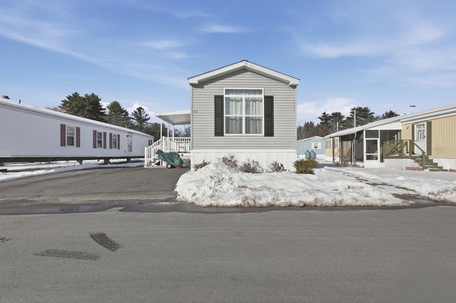 65 Caddy Drive, Salem, NH 03079