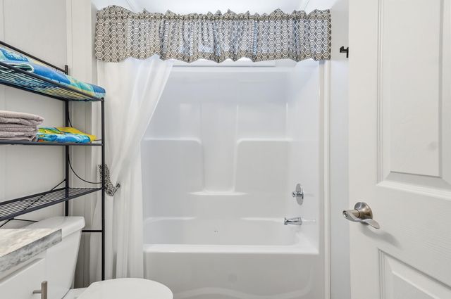 65 Caddy Drive, Salem, NH 03079