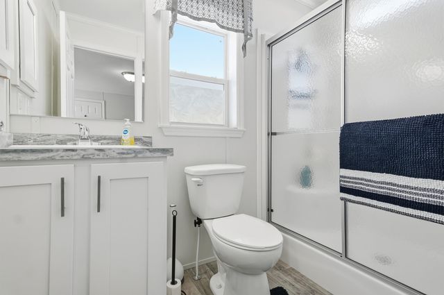 65 Caddy Drive, Salem, NH 03079