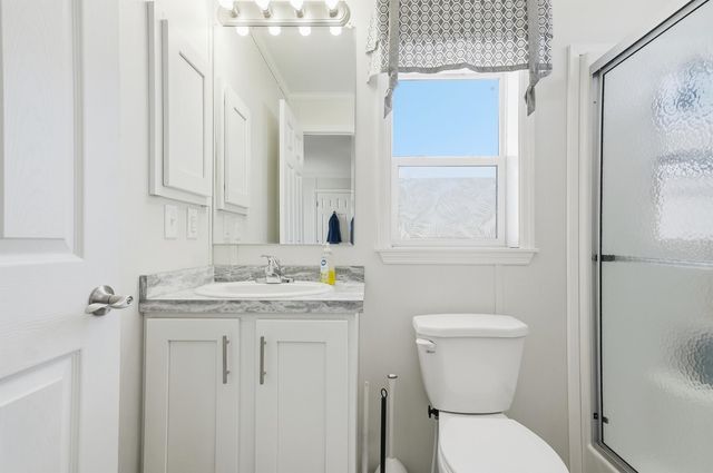 65 Caddy Drive, Salem, NH 03079