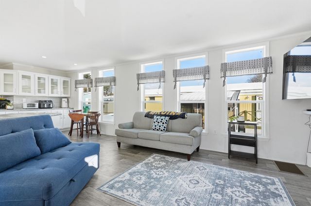 65 Caddy Drive, Salem, NH 03079