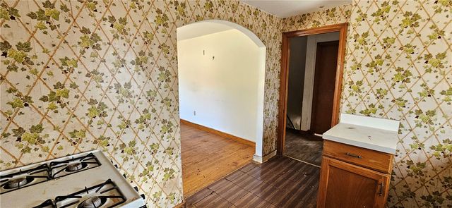 4600 3rd St, Versailles Boro, PA 15132
