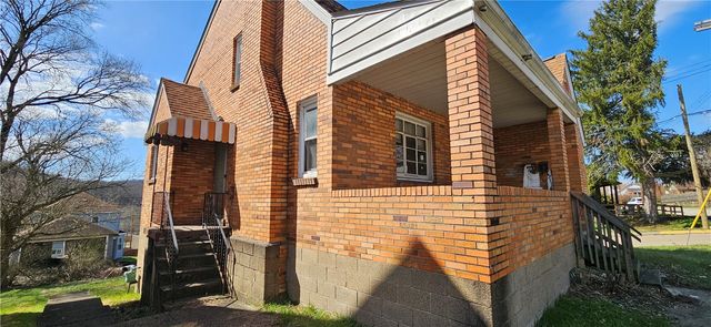 4600 3rd St, Versailles Boro, PA 15132